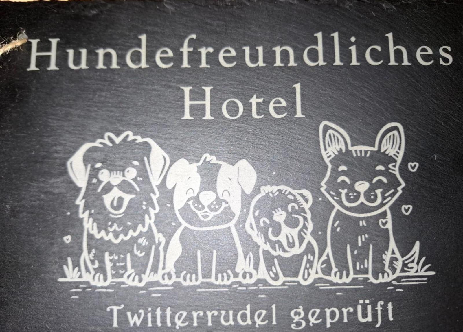 Stadt-Gut-Hotel Rheinischer Hof Essen Eksteriør billede